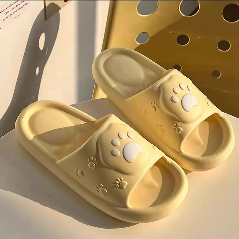 Hva gjør Cute Footprint-tøfler til den neste store trenden innen koselig fottøy?